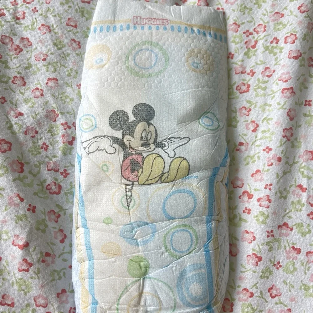 2 Vintage Huggies Snug And Dry Mickey Mouse Minnie Diapers Size‎ 6 2010 Disney
